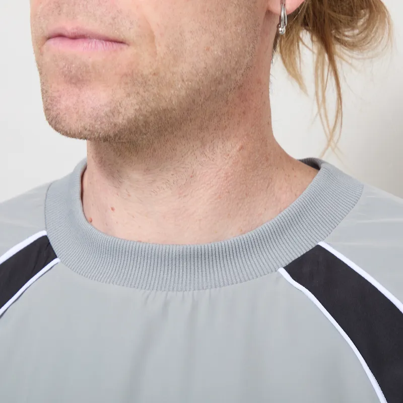 Umbro Panelled Sweat Neutral Grey Black White-4
