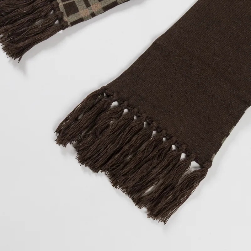 Umbro Check Pattern Knitted Scarf Brown-2