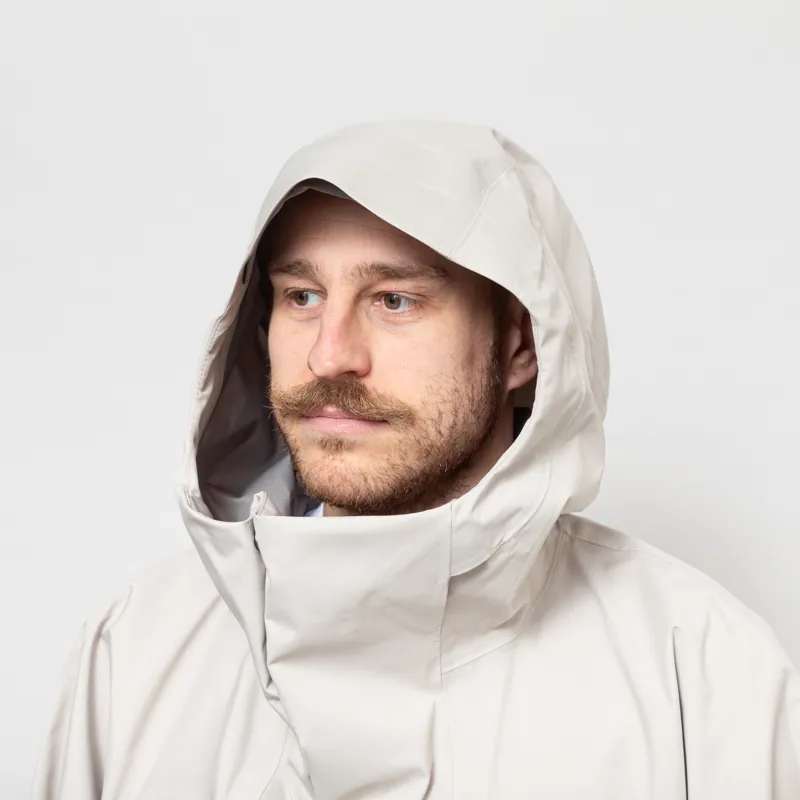 Houdini Shelter Anorak Sandstorm-7
