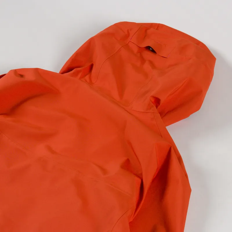 Houdini Shelter Anorak En Route Red-3