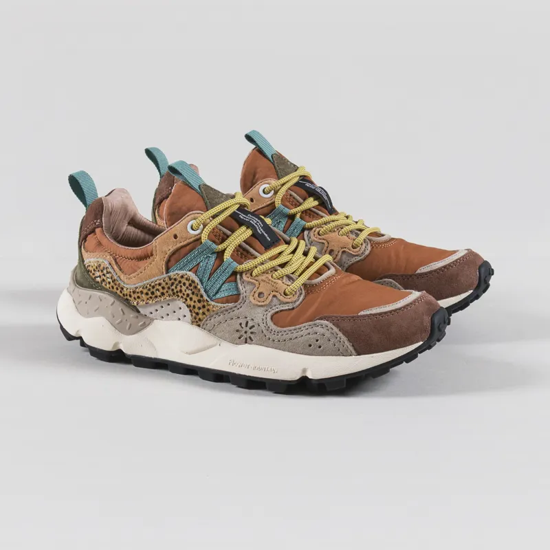 Flower Mountain Womens Yamano 3 Shoe Dark Grey Mud Warm Brown Suede Pony Hair Nylon