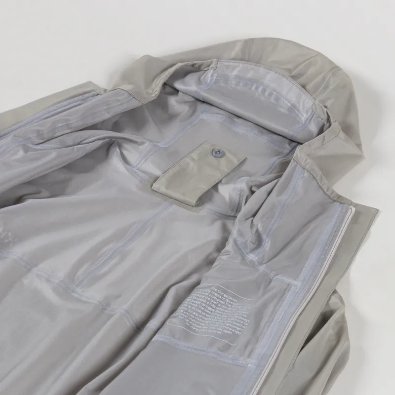 Houdini The Orange Jacket Sandstorm-4