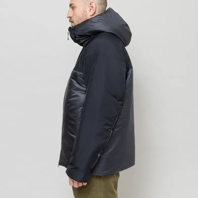 Houdini Double Dunfri Jacket True Black-2