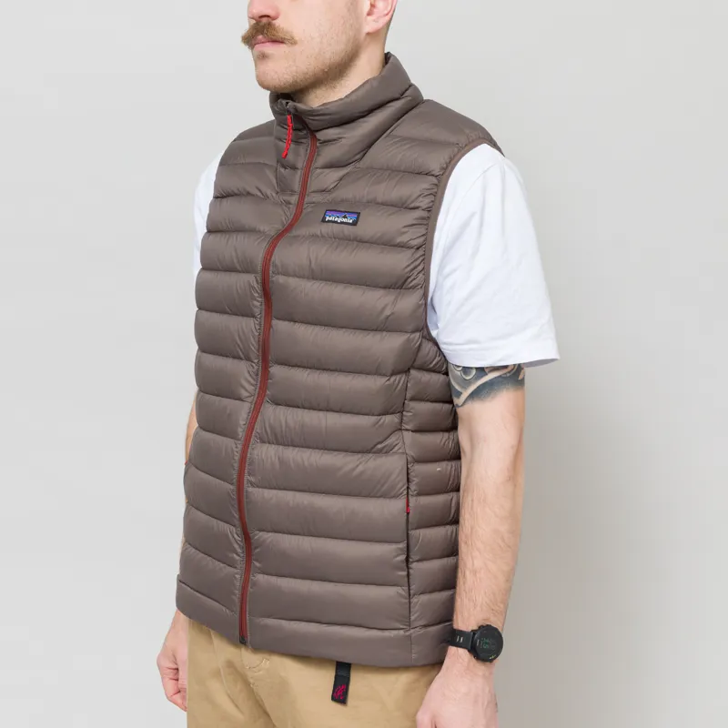 Patagonia Down Sweater Vest Marlow Brown-1