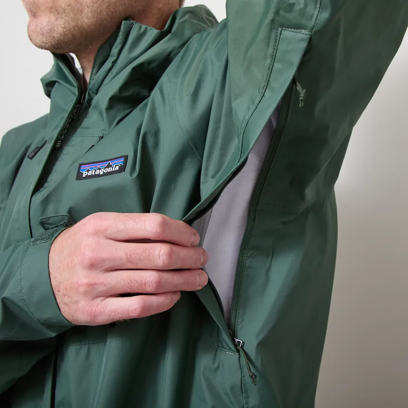 Patagonia Torrentshell 3L Waterproof Jacket Canopy Green-8