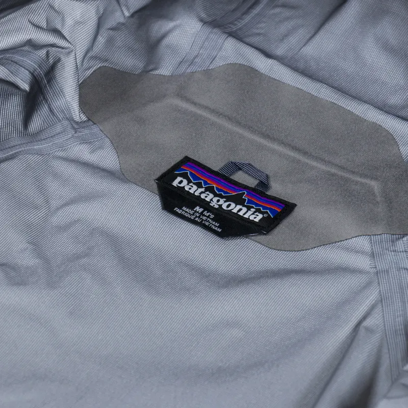 Patagonia Torrentshell 3L Waterproof Jacket Seabird Grey-11