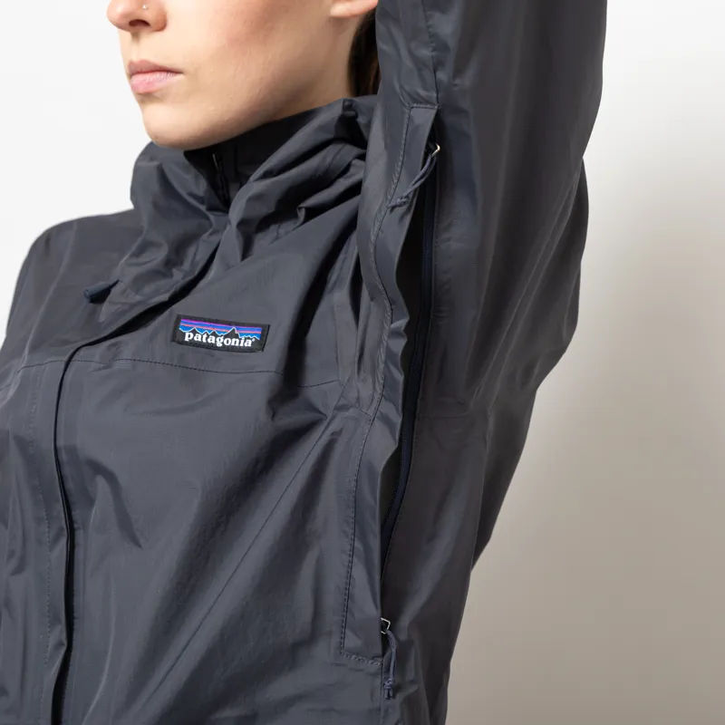 Patagonia Womens Torrentshell 3L Jacket Smolder Blue-8