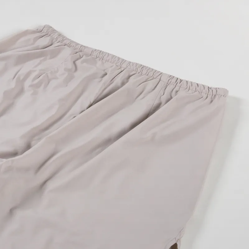 Houdini Pace Light Shorts Sandstorm-3