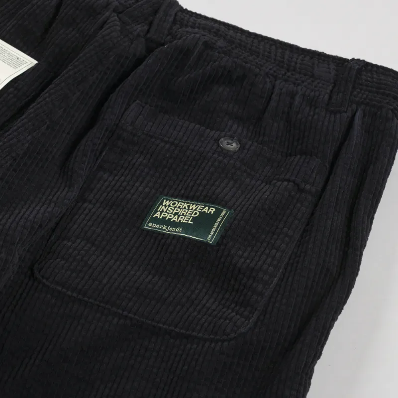Anerkjendt Akjan Corduroy Shorts Caviar-3