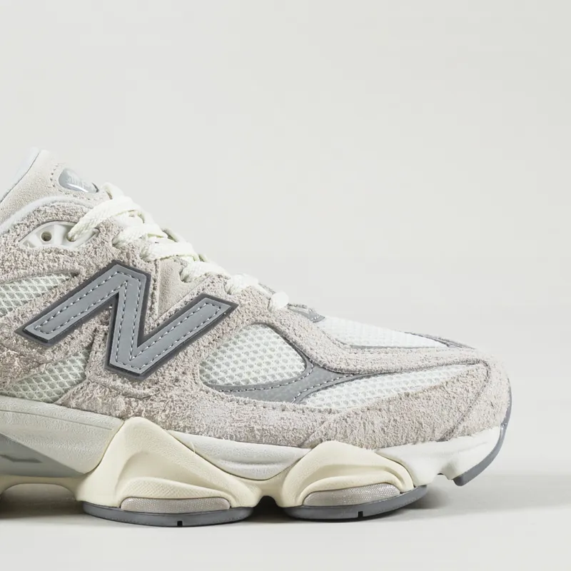 New Balance 9060 Shoes Sea Salt-6