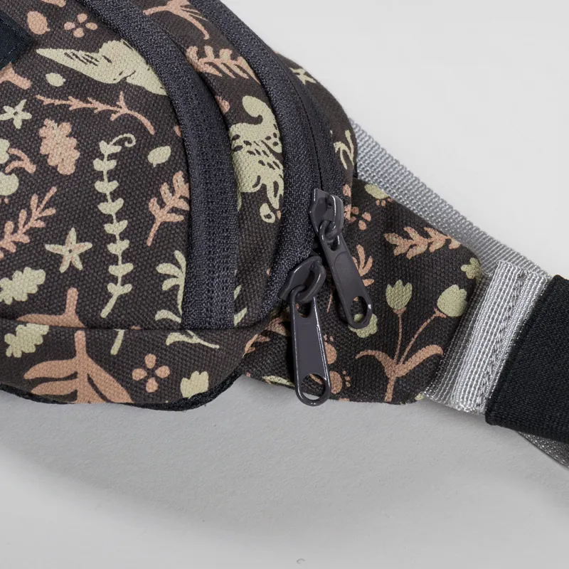 Kavu Womens Canvas Spectator Pack Whimsical Trail-6