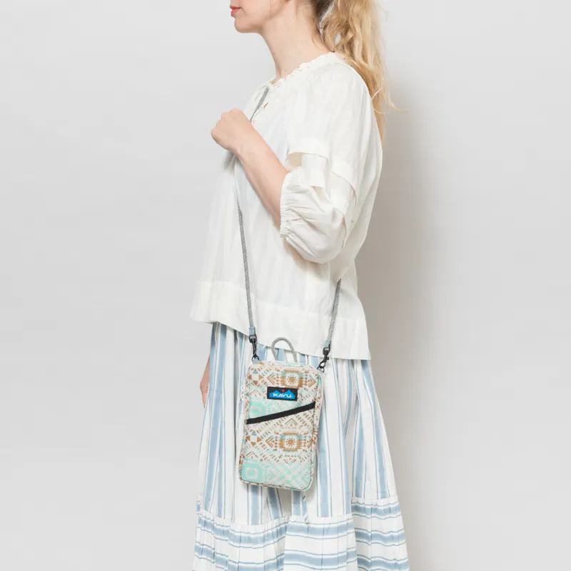 Kavu Womens Essential Case Valley Trail