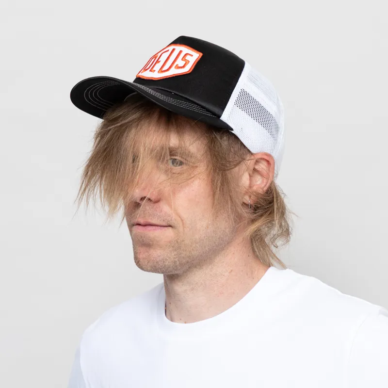 Deus Ex Machina Shield Luxx Trucker Black