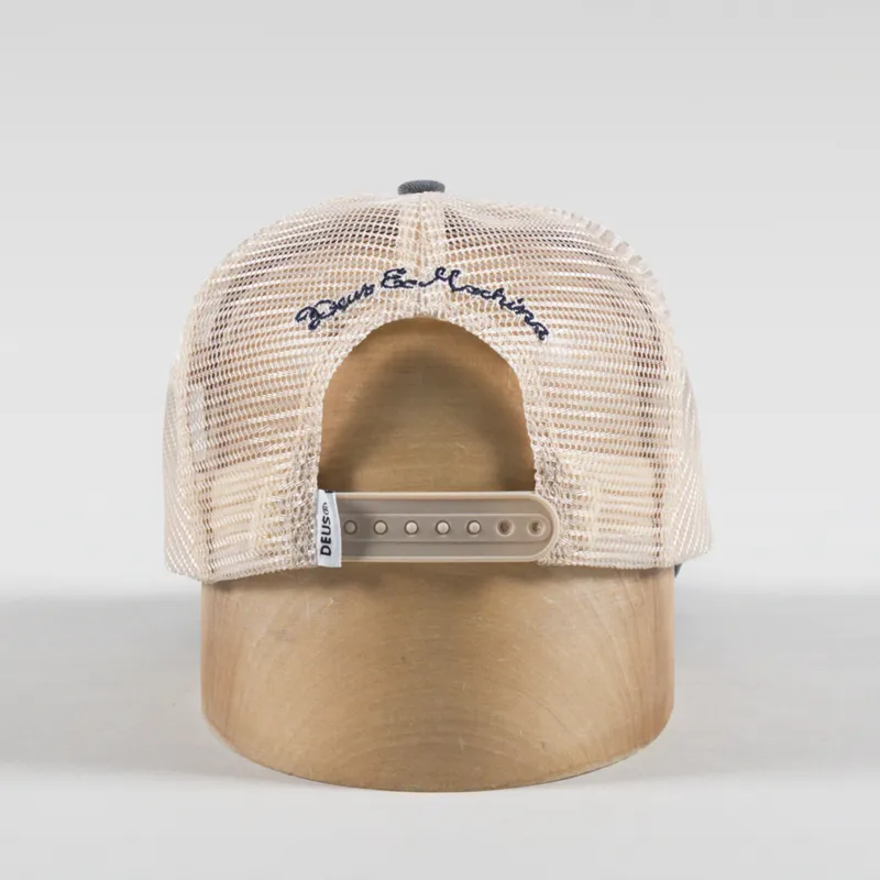 Deus Ex Machina Mens Open Head Logo Patch Trucker Anthracite
