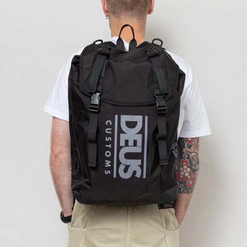 Deus Ex Machina Escapade Dry Backpack Black