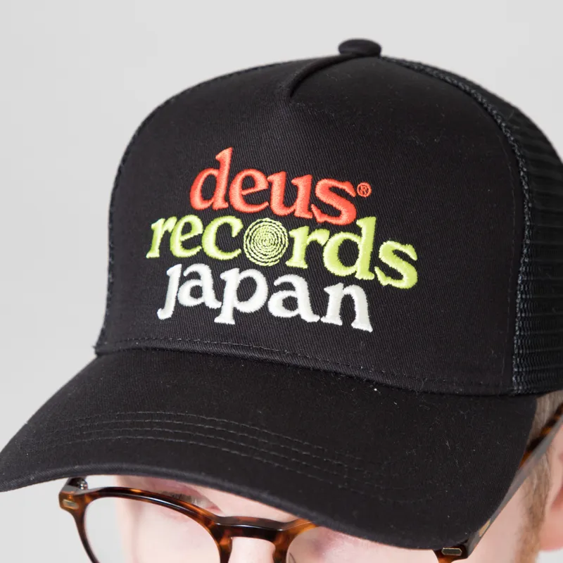 Deus Ex Machina Strata Trucker Black-3