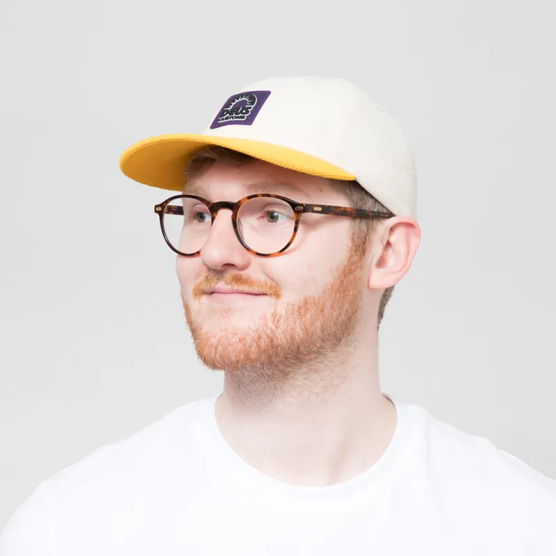 Deus Ex Machina Melodies Cord Cap Vintage White