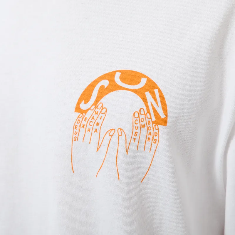 Deus Ex Machina Catchin Rays T Shirt Vintage White-4