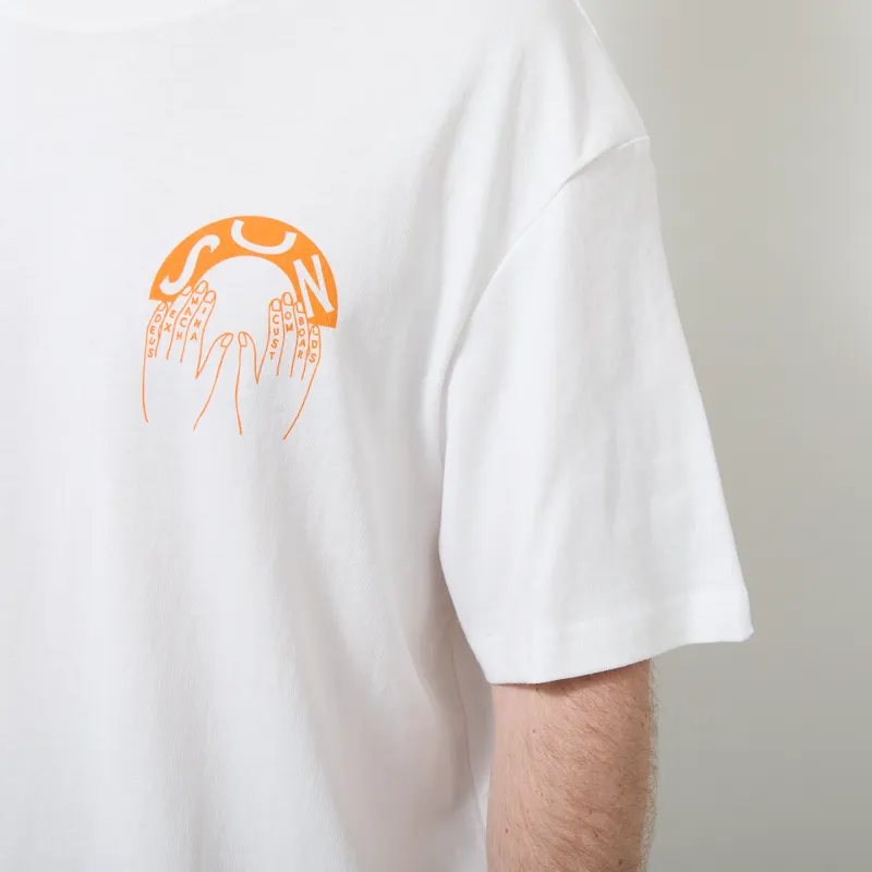 Deus Ex Machina Catchin Rays T Shirt Vintage White-5