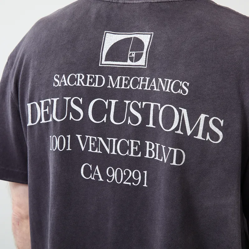Deus Ex Machina Perfect Ratio T Shirt Black Beauty-3
