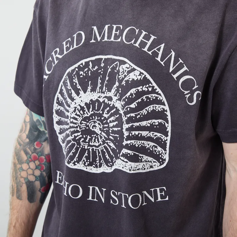 Deus Ex Machina Perfect Ratio T Shirt Black Beauty-5