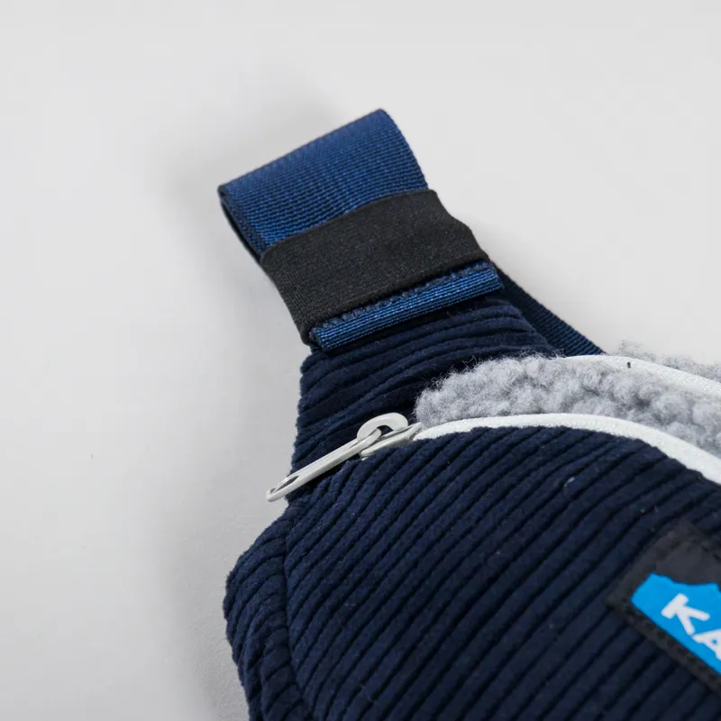 Kavu Womens Snuggy Spectator Pack Boulder Blue-6