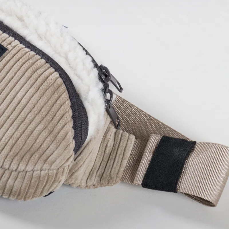 Kavu Womens Snuggy Spectator Pack Pebble Beach-7