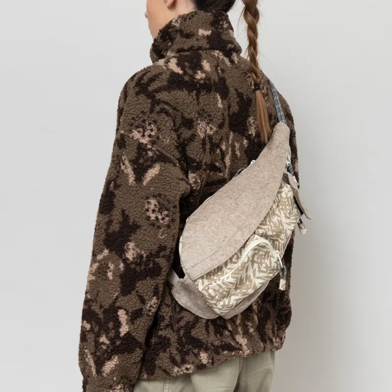 Kavu Womens Camp Cosy Mini Rope Bag Stone Hatch-1