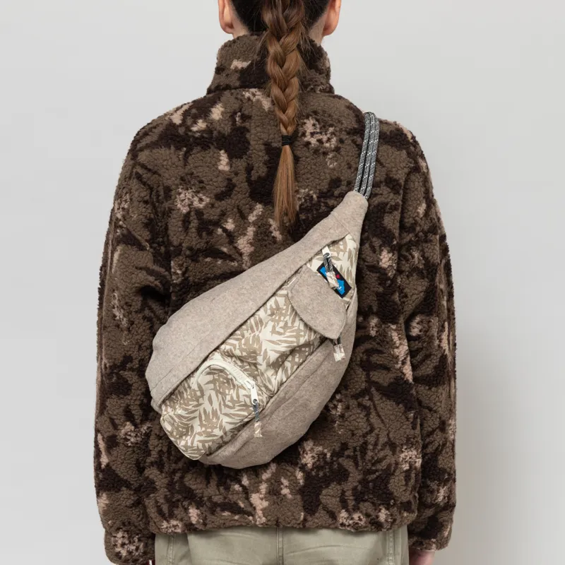 Kavu Womens Camp Cosy Mini Rope Bag Stone Hatch