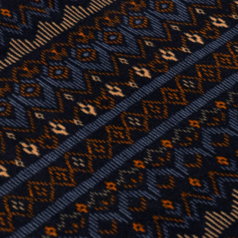 Kavu Doe Bay Fleece Blanket Chalet Holiday-3