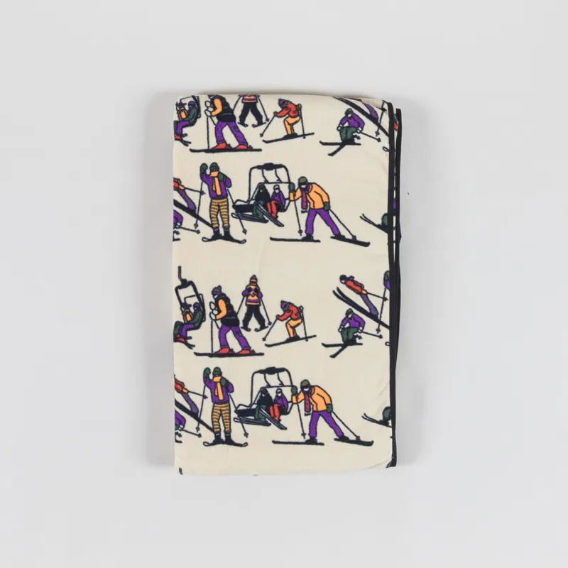 Kavu Doe Bay Fleece Blanket Ski Ya Later-2
