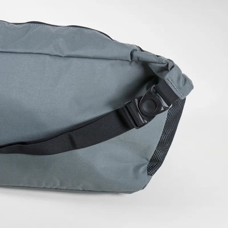 Snow Peak Everyday Middle Shoulder Bag Grey-5