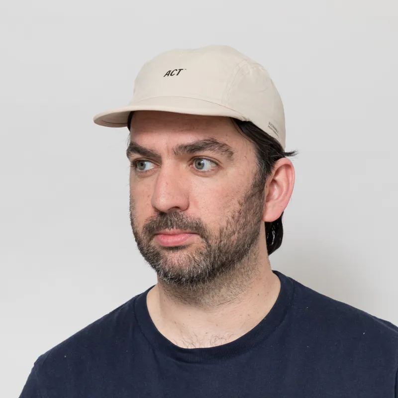 ACT Running ShellLight Cap Beige