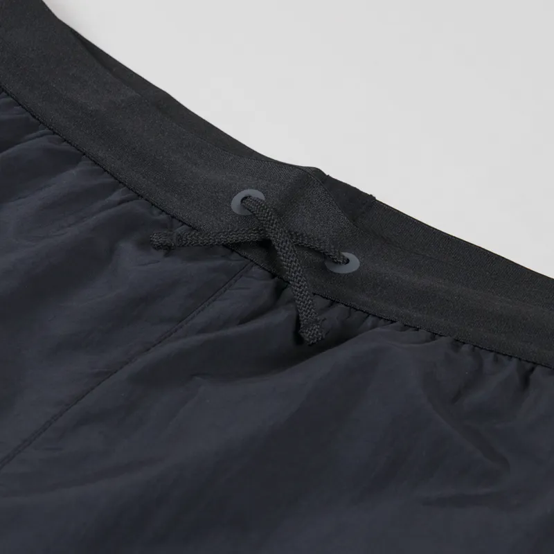 ACT Running ShellLight Shorts Black-7