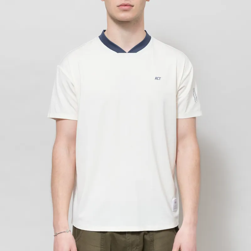 ACT Running AirShell Training T Shirt Ecru