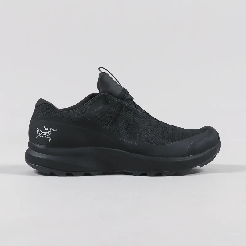 Arcteryx Men Trail Hiking Aerios FL GORE TEX Trainers Black Pilot