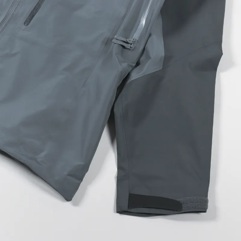 Arc'teryx Alpha AR Jacket Glitch-6