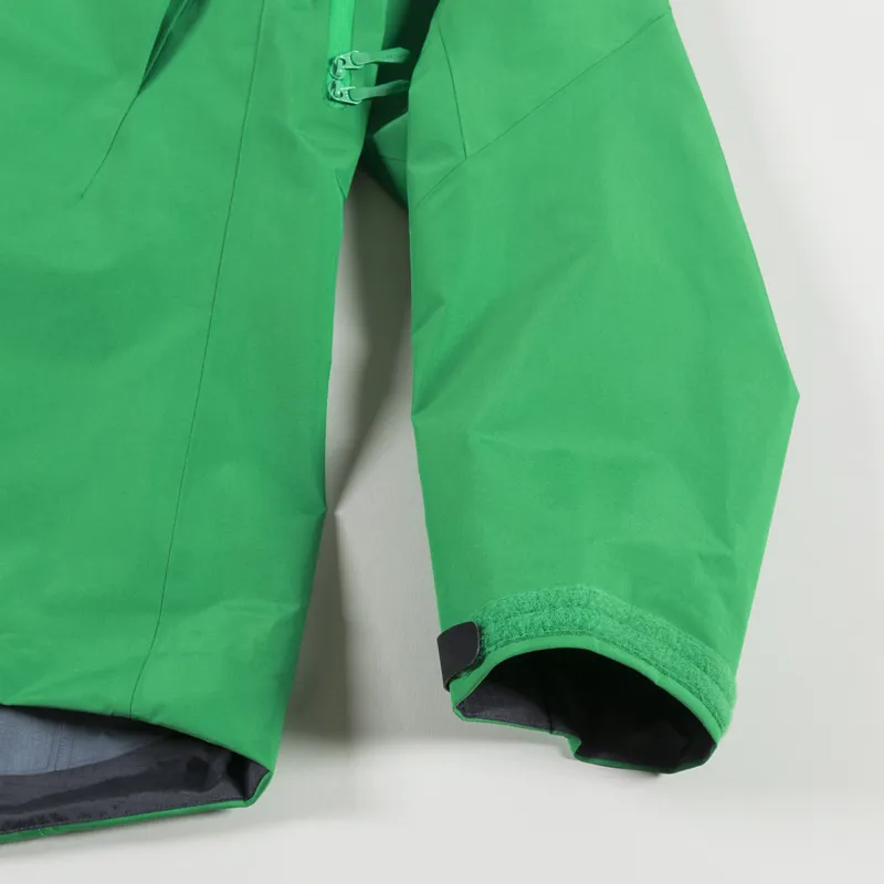 Arc'teryx Mens Alpha SV Jacket Jungle Green GORE-TEX Shell