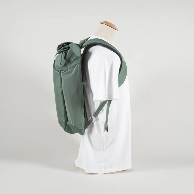 Osprey Mens Arcane Roll Top Backpack 22L Leaf Green Heather