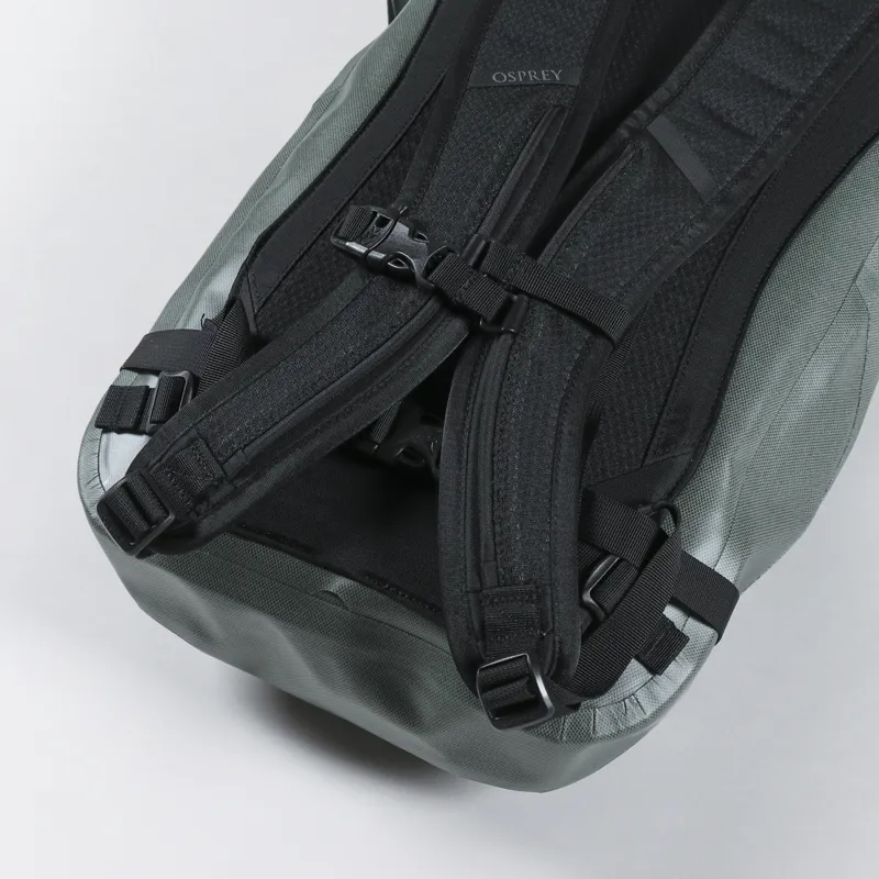 Osprey Arcane Roll Top Waterproof Bag 18L Pine Leaf Green-6