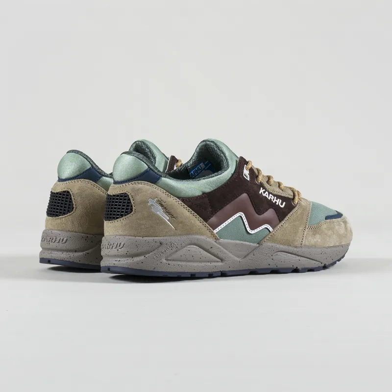 Karhu Aria 95 Shoes Slate Green Cappuccino-1
