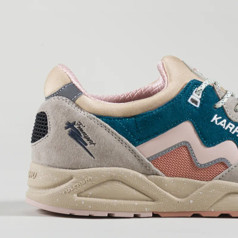 Karhu Aria 95 Shoes Silver Lining Peach Whip-5