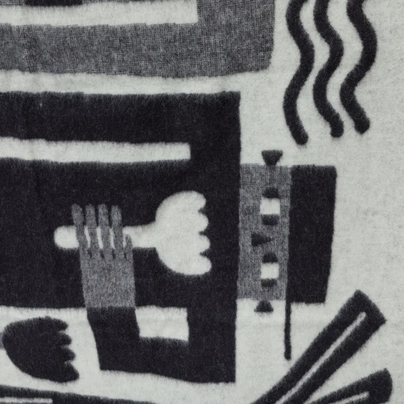 Donna Wilson Me And You Blanket Black Grey-5