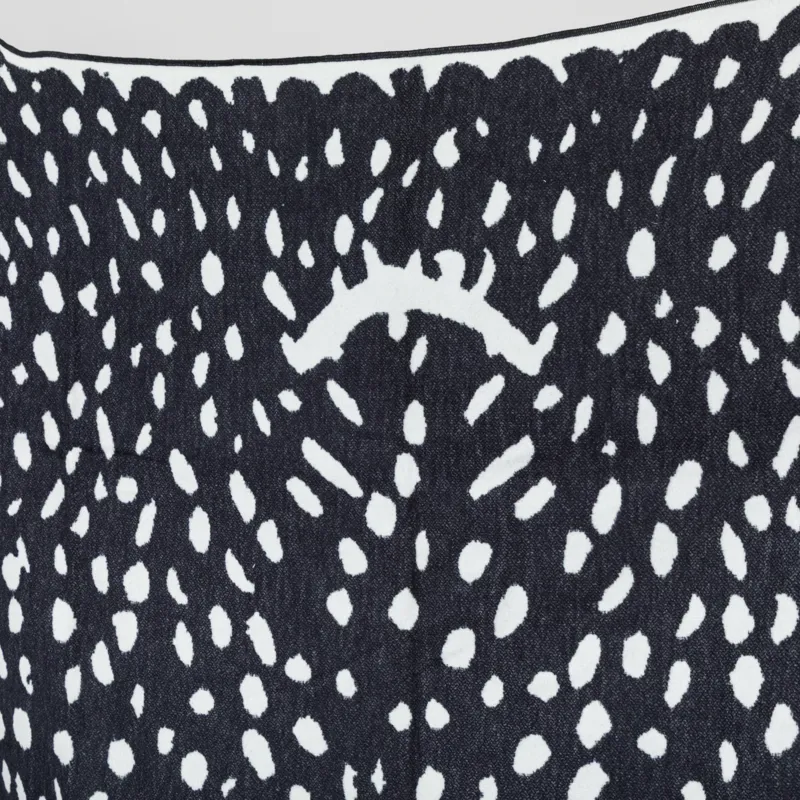 Donna Wilson Bear Cotton Throw Black White-5