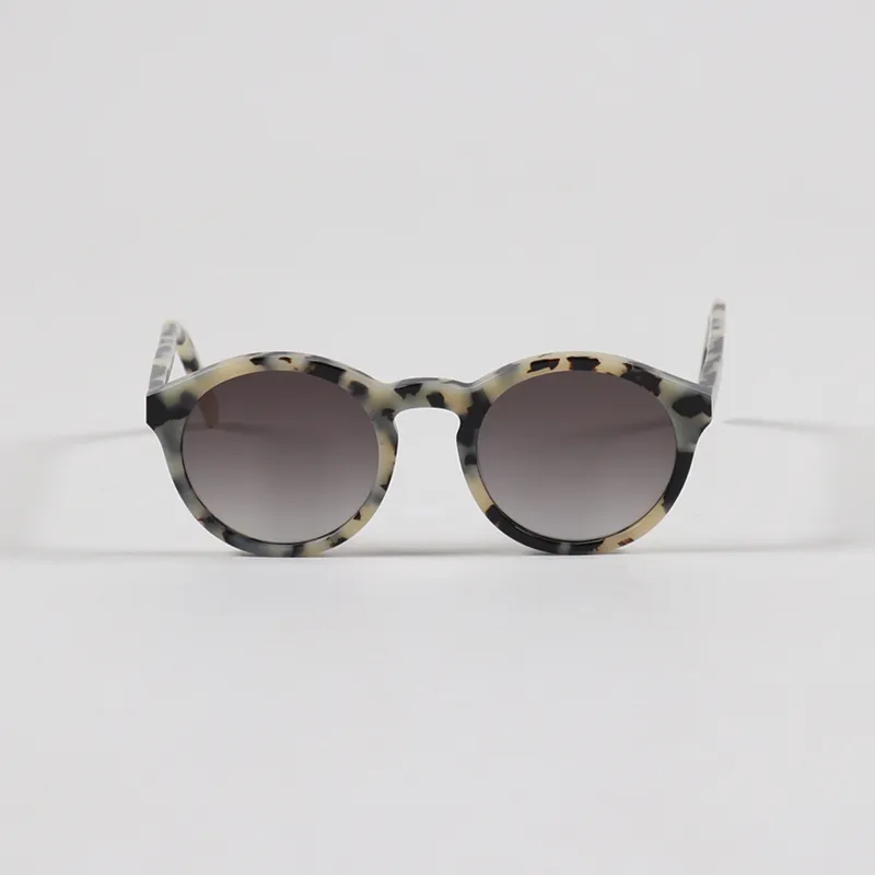 Monokel Barstow Sunglasses Black White Havana Gradient Grey Lens-4