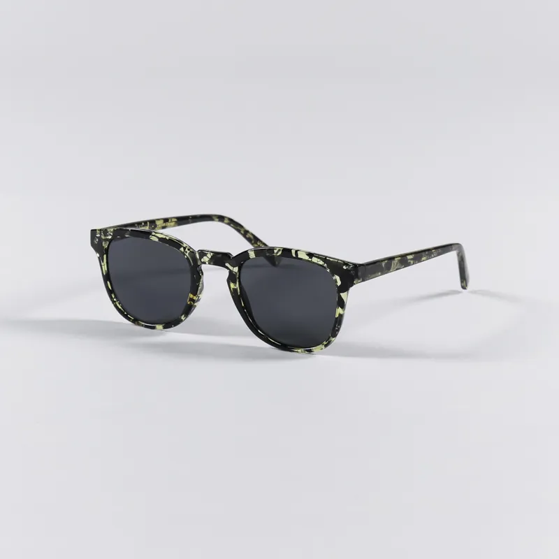 A.Kjaerbede Bate Sunglasses Black Yellow Tortoise