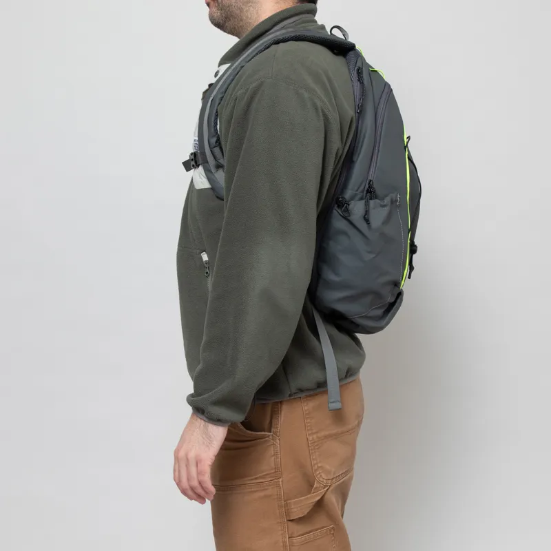 Elliker Keswik Zip Top Backpack 22L Grey Neon-3