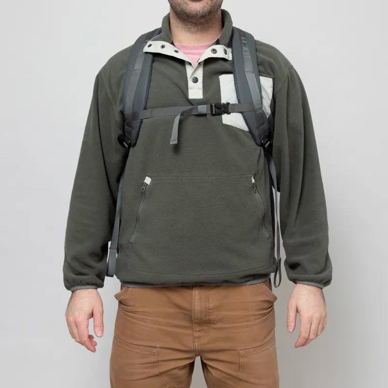 Elliker Wharfe Flap Over Backpack 22L Grey Neon-5