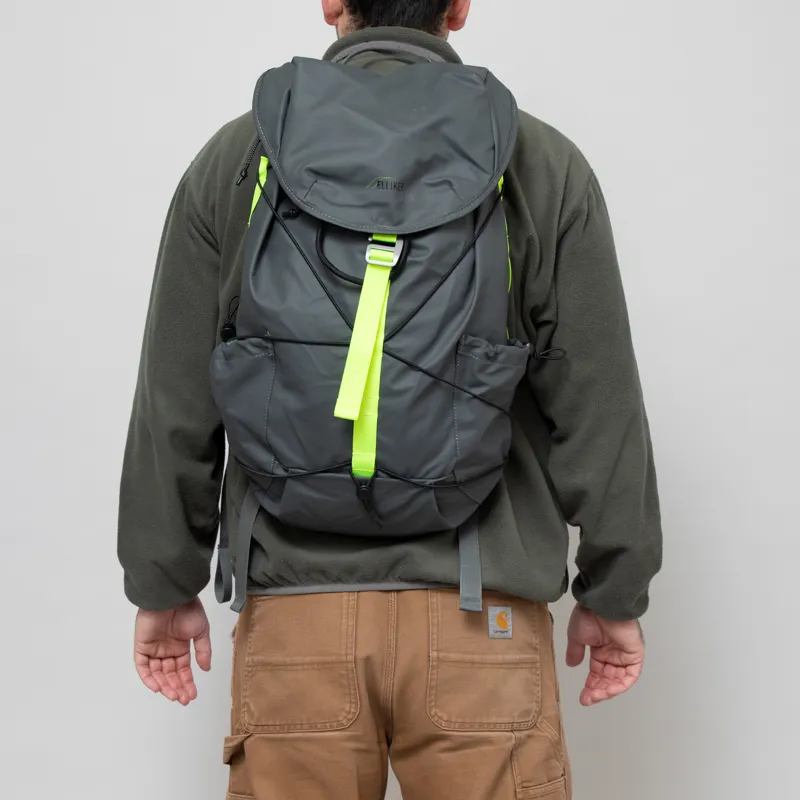 Elliker Wharfe Flap Over Backpack 22L Grey Neon-3