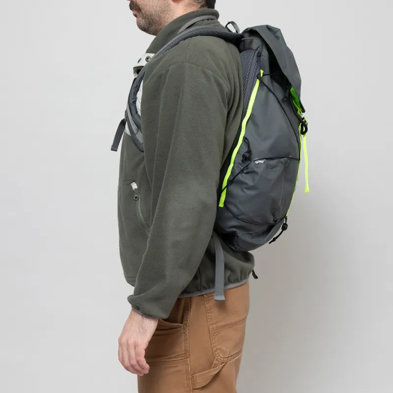 Elliker Wharfe Flap Over Backpack 22L Grey Neon-4